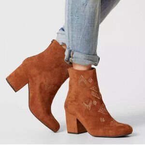BILLABONG fall boots size 8 women